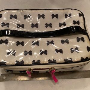 Preowned Kate Spade cosmetic case.